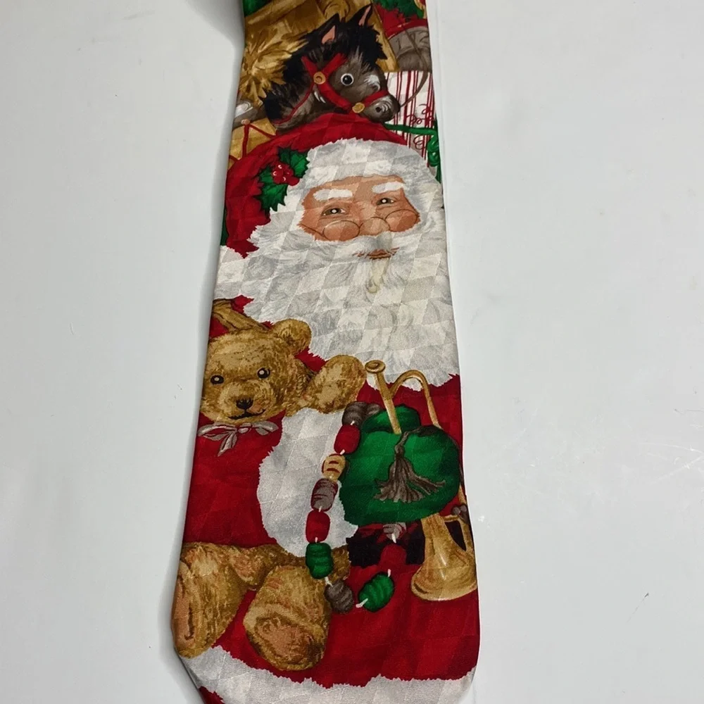 Hallmark festive tie